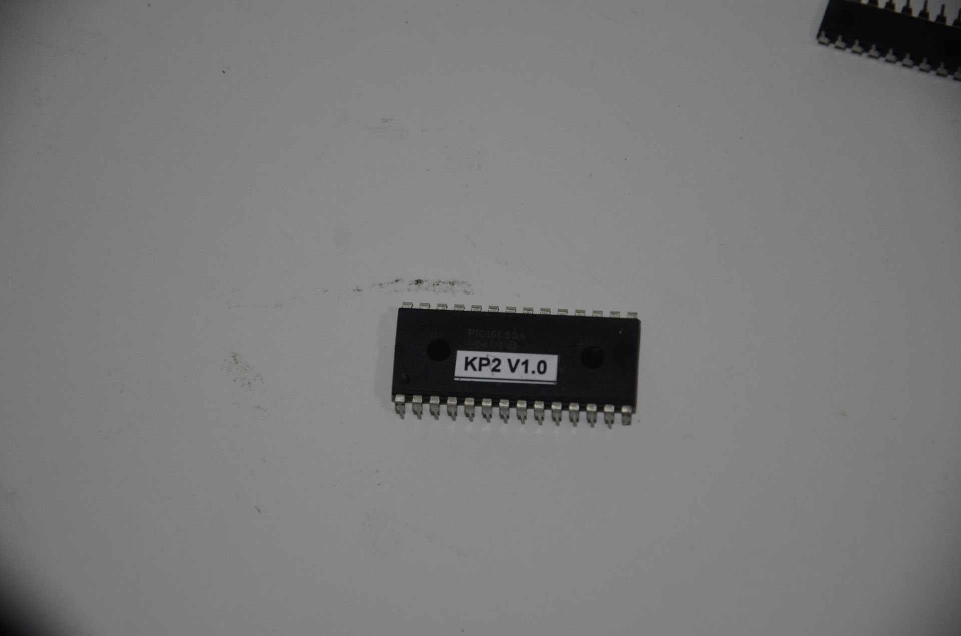 0000319_el-ic-for-keypad-pcb6956